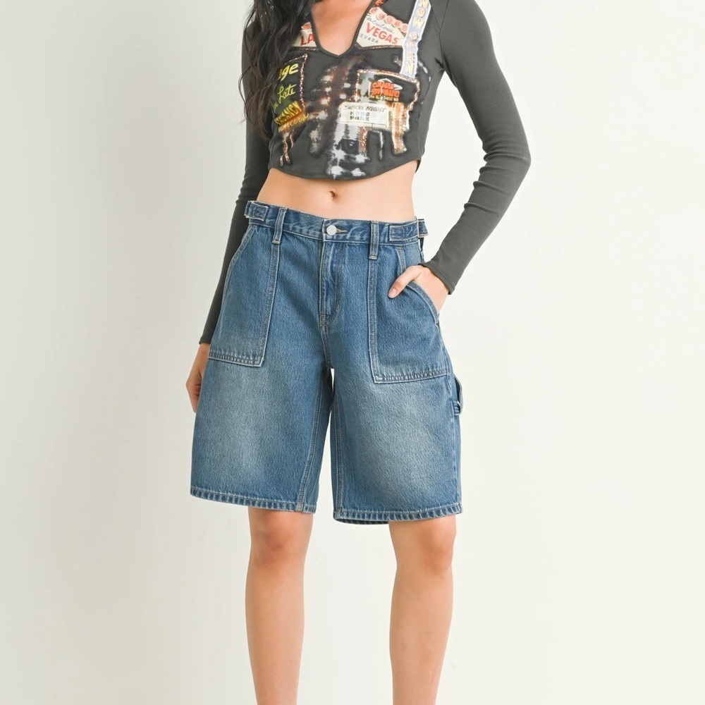 NWT “Just Black Denim” JBD Cargo Jean Shorts with adjustable back. Size Small - Picture 2 of 3